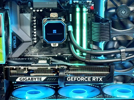 AMD Ryzen 7 7800X3D 3